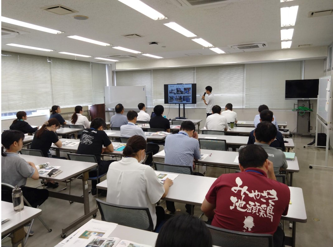 写真1:都城家畜保健衛生所における講習