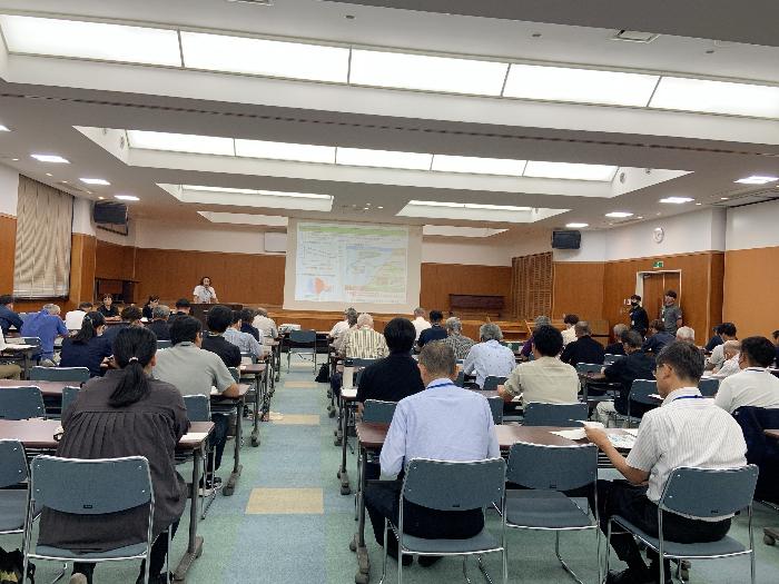 土地改良区の役職員へ向けた説明会の様子