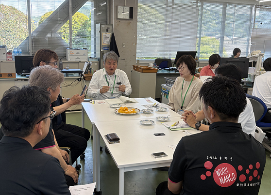 懇談の様子
