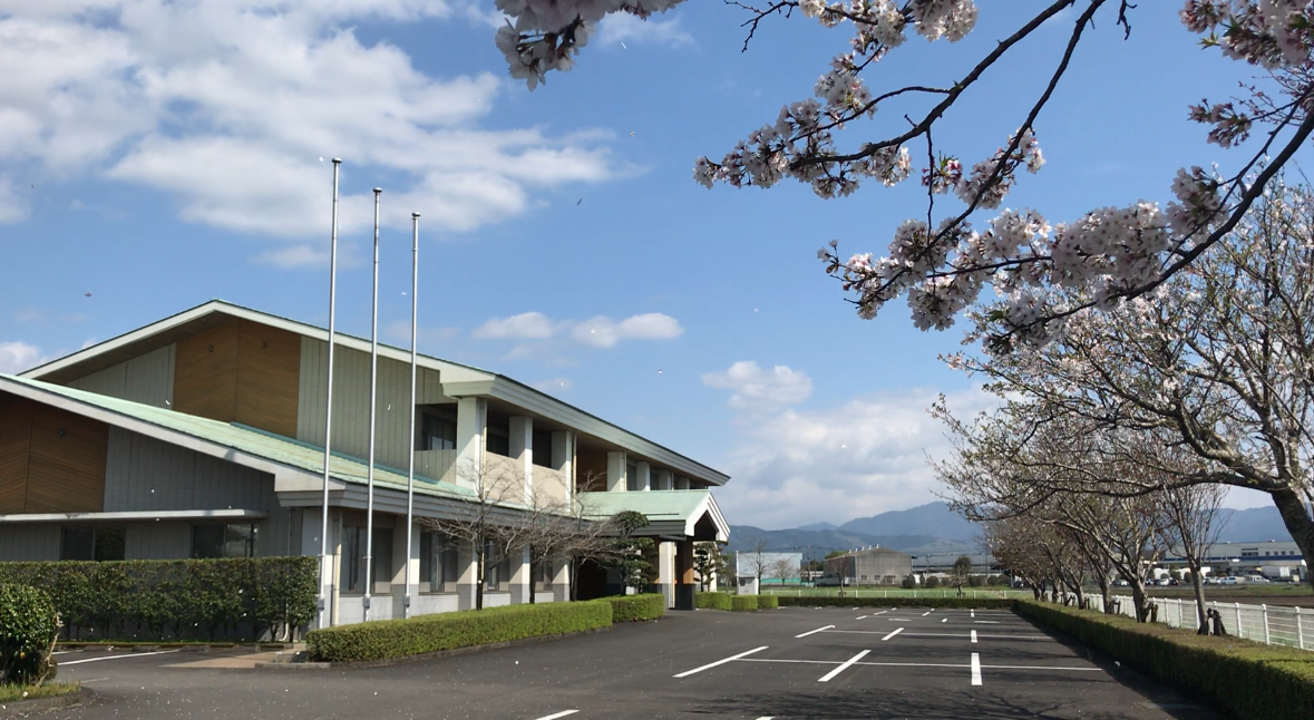 北諸県農業改良普及センターの桜