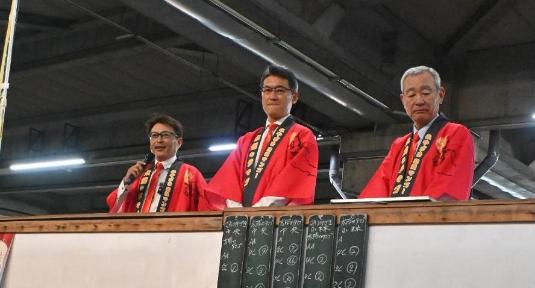 マンゴー解禁PR時の挨拶の様子